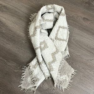 Wilfred Diamond mosaic scarf in taupe/grey